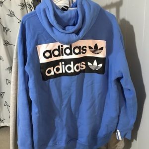 Adidas Sweatshirt